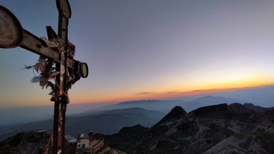 LUNA PIENA SU CIMA CAREGA 2260m